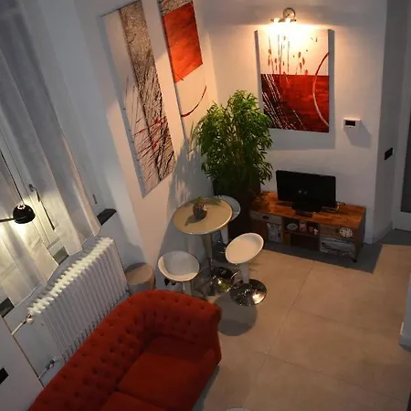 Sacchi 26 Apartment